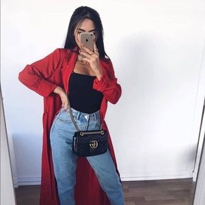 Meet your Posher, Lilan